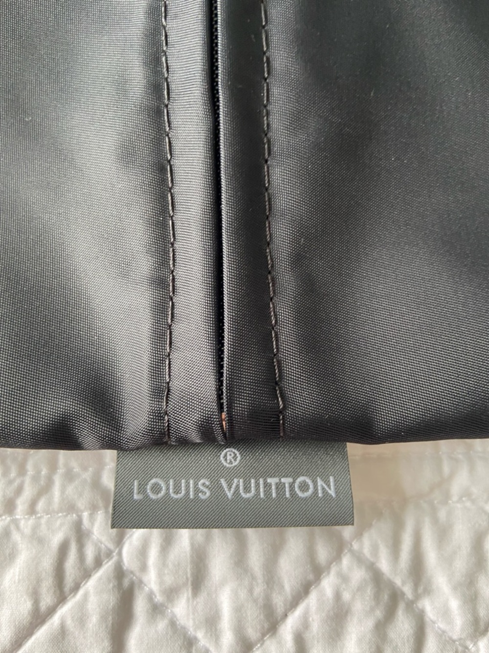 Louis Vuitton Black Garment Bag Cover With Hanger NEW - Picture 4 of 16